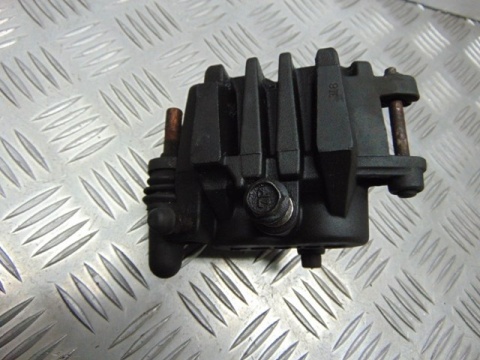 SUZUKI GSX750F K4 KATANA ZACISK HAMULCOWY LEWY PRZ