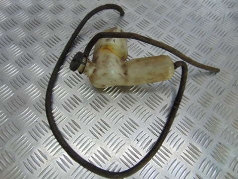 HONDA VF700 MAGNA RC21 ZBIORNICZEK WYRÓWNAWCZY