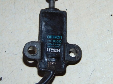 SUZUKI AN400 K1 BURGMAN CZUJNIK STOPKI BOCZNEJ