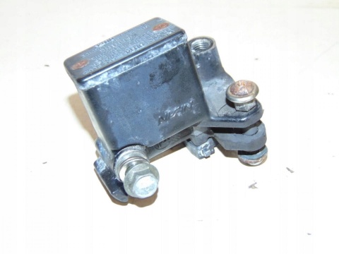 SUZUKI AN400 K1 BURGMAN POMPA LEWA HAMULCOWA