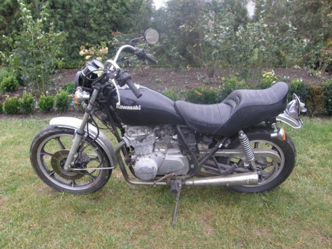 KAWASAKI Z440 KZ440 LTD440 ŚLIZG PASKA NAPĘDOWEGO