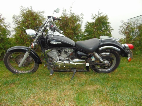 YAMAHA XVS125 DRAG STAR ŚLIZG ŁAŃCUCHA