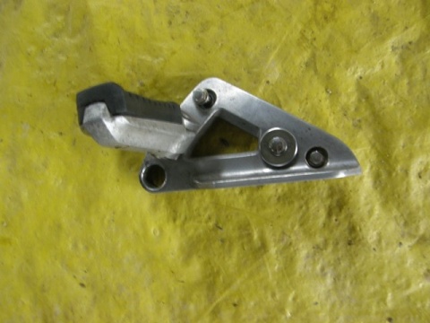 KAWASAKI VN700 VULCAN SET PODNÓŻEK PRAWY TYŁ