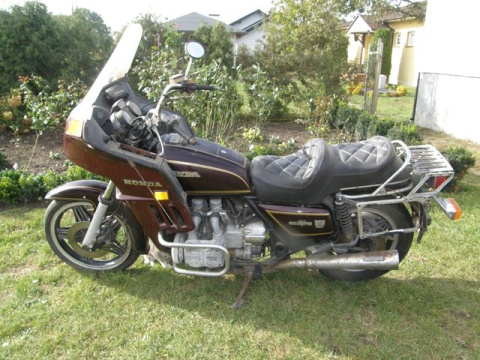 HONDA GL1100 GOLD WING GUMY OSŁONY FAJEK
