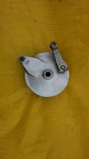 YAMAHA XV125 VIRAGO BĘBEN TYŁ